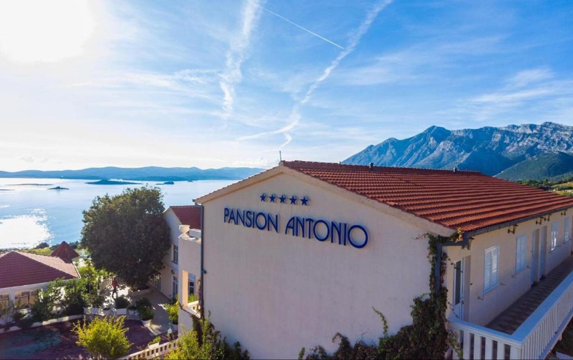 Hotel Pansion Villa Antonio โอเรบิก ภายนอก รูปภาพ