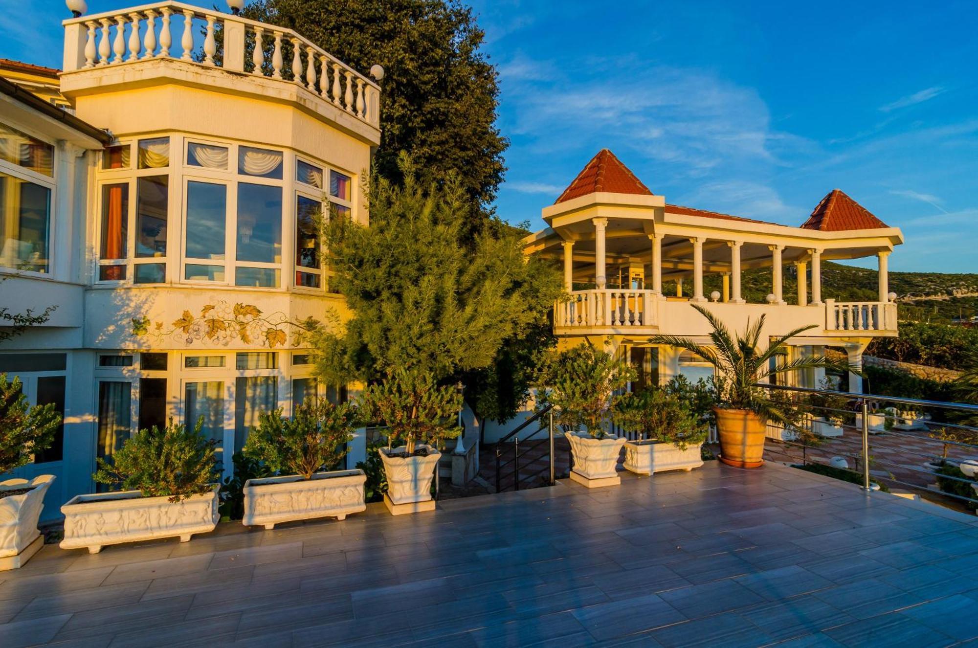 Hotel Pansion Villa Antonio โอเรบิก ภายนอก รูปภาพ