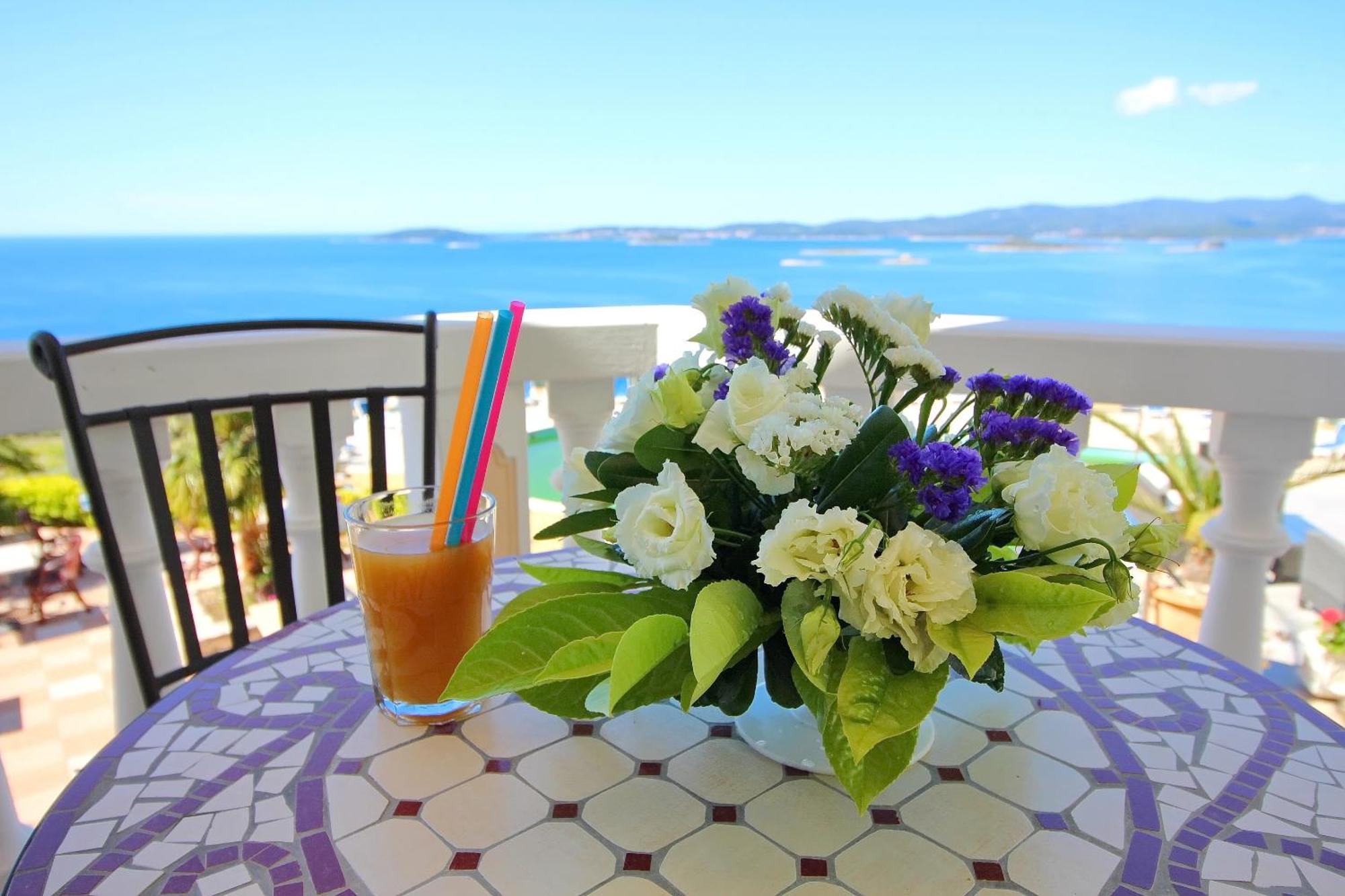 Hotel Pansion Villa Antonio โอเรบิก ภายนอก รูปภาพ